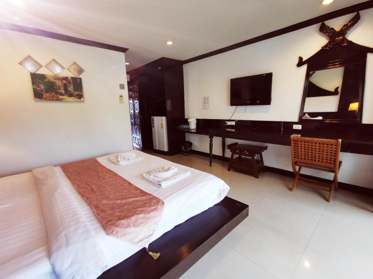 New Life Phuket Classic Patong Buitenkant foto