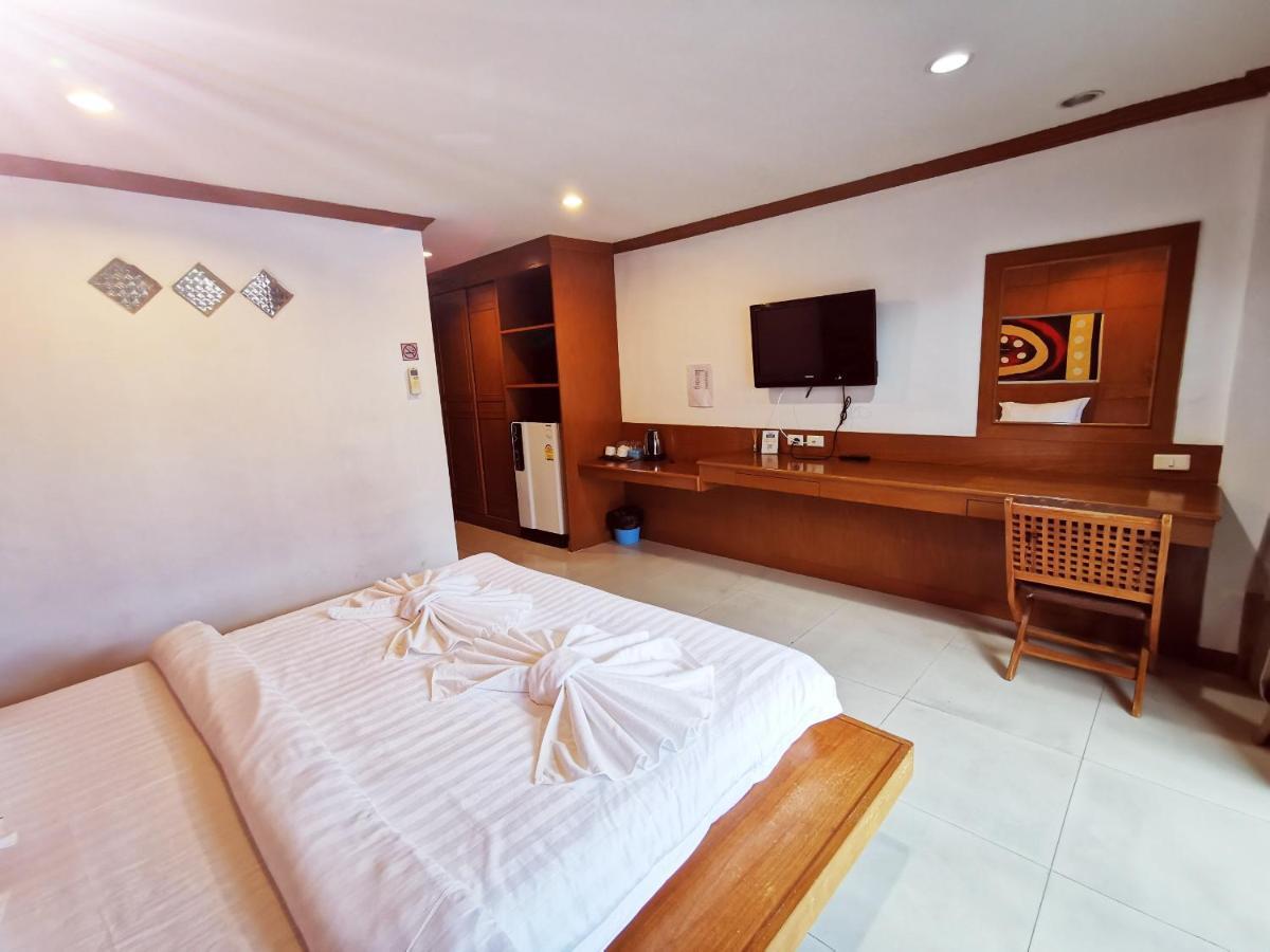 New Life Phuket Classic Patong Buitenkant foto